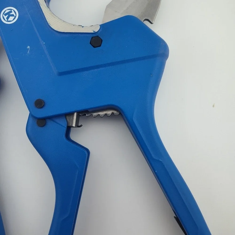 kobalt PVC cutters 2-3/8
